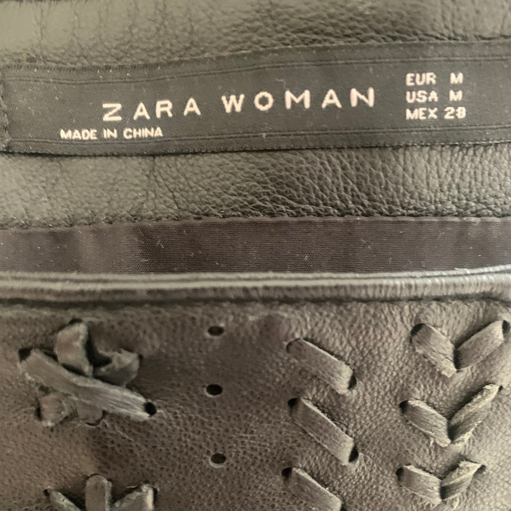 Zara Black Faux Leather Mini Skirt, medium - Picture 4 of 4